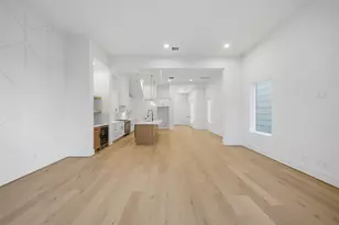 1516 Dorothy St, Houston, TX 77008 - Photo 6