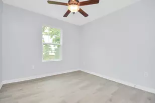 8595 Parkway Dr, Houston, TX 77088 - Photo 20