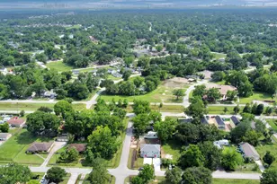 8595 Parkway Dr, Houston, TX 77088 - Photo 26