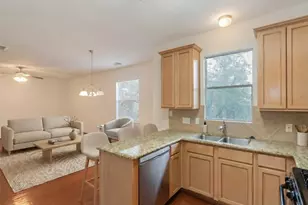 1424 W 24th St, Houston, TX 77008 - Photo 6