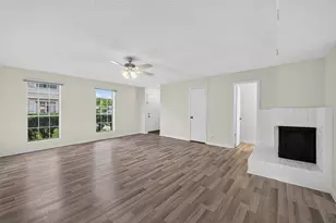 8101 Amelia Rd, Houston, TX 77055 - Photo 14