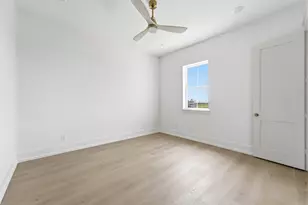 11350 Beachside Dr, Galveston, TX 77554 - Photo 26