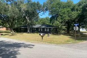 1226 Beagle Rd, Orange, TX 77632 - Photo 4