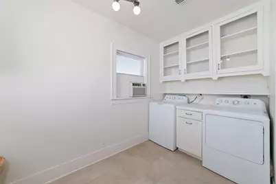 2907 Albany Street #1/2, Houston, TX 77006 - Photo 16