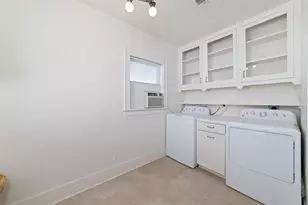 2907 Albany St, Houston, TX 77006 - Photo 16