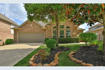 7 Vershire Circle, The Woodlands, TX 77354 - Photo 2