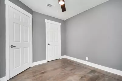 9429 Fairland Drive, Houston, TX 77051 - Photo 16