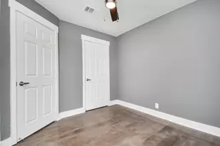 9429 Fairland Dr, Houston, TX 77051 - Photo 16