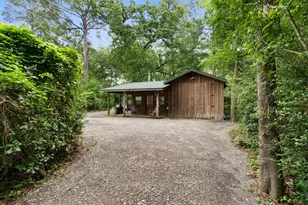 26 W Rivercrest Dr, Houston, TX 77042 - Photo 8