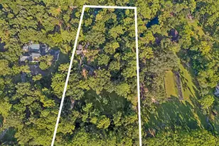 26 W Rivercrest Dr, Houston, TX 77042 - Photo 2
