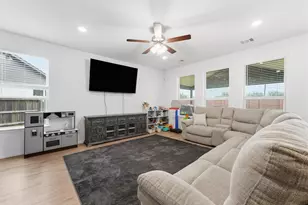 132 Wedgewood Trce Ln, La Porte, TX 77571 - Photo 8