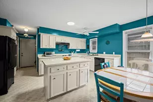 1034 Coachlight Dr, Houston, TX 77077 - Photo 14