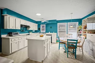 1034 Coachlight Dr, Houston, TX 77077 - Photo 44
