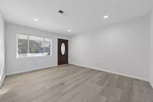 505 E Wellington St, Houston, TX 77076 - Photo 8