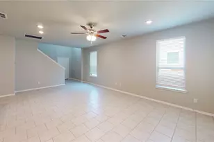 707 Thicket Bluff Dr, Houston, TX 77336 - Photo 32