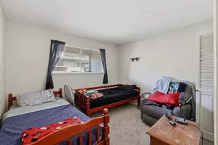 9582 Windswept Ln, Houston, TX 77063 - Photo 6