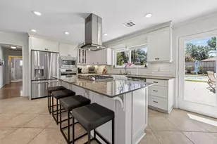 4325 Willowbend Blvd, Houston, TX 77035 - Photo 12