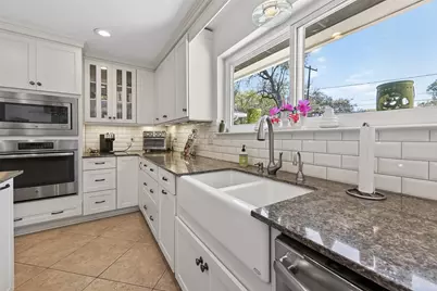 4325 Willowbend Boulevard, Houston, TX 77035 - Photo 14