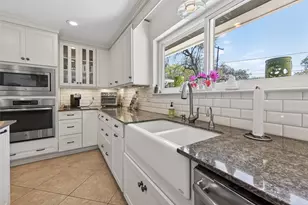 4325 Willowbend Blvd, Houston, TX 77035 - Photo 14