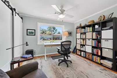 4325 Willowbend Boulevard, Houston, TX 77035 - Photo 24