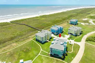 26441 Cat Tail Dr, Galveston, TX 77554 - Photo 4
