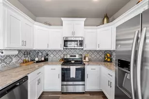 2506 Lightfoot Ln, Bryan, TX 77803 - Photo 16