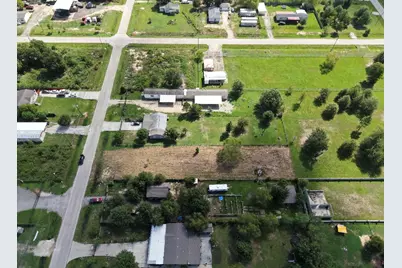 1018 County Road 3556, Cleveland, TX 77327 - Photo 4