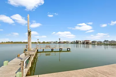23004 Verano Drive, Galveston, TX 77554 - Photo 36