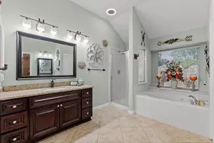 1207 Shadowbend St, Pearland, TX 77581 - Photo 22