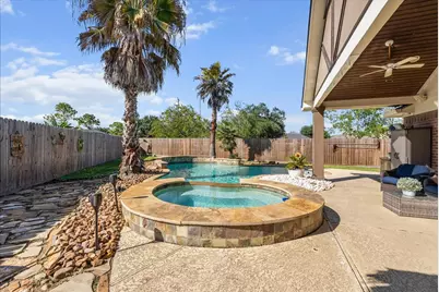 1207 Shadowbend Street, Pearland, TX 77581 - Photo 34