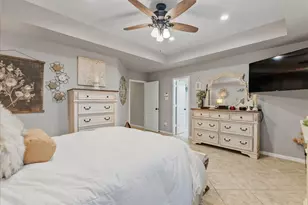 1207 Shadowbend St, Pearland, TX 77581 - Photo 20