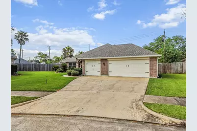 1207 Shadowbend Street, Pearland, TX 77581 - Photo 4