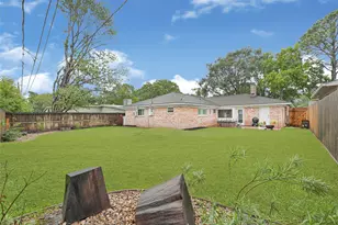 12814 Westmere Dr, Houston, TX 77077 - Photo 32