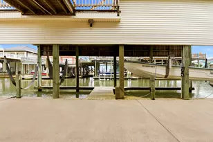 333 Schooner Dr, Freeport, TX 77541 - Photo 12
