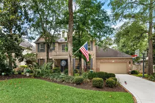 131 E Beckonvale Cir, The Woodlands, TX 77382 - Photo 4
