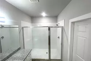 9710 Tuffly St, Houston, TX 77029 - Photo 18