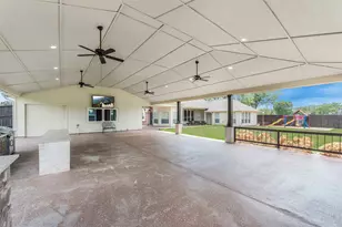 30062 N Fulshear Dr, Fulshear, TX 77441 - Photo 2