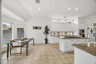 5510 Cranston Ct, Sugar Land, TX 77479 - Photo 8