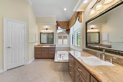 15935 Parkchester Drive, Houston, TX 77062 - Photo 22