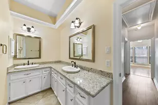 15935 Parkchester Dr, Houston, TX 77062 - Photo 8