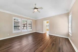15935 Parkchester Dr, Houston, TX 77062 - Photo 16