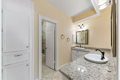 15935 Parkchester Drive, Houston, TX 77062 - Photo 14