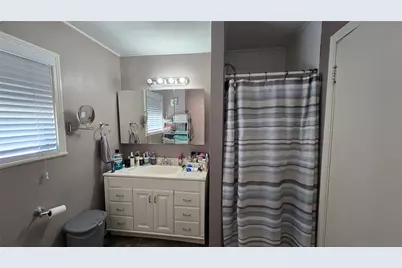 2901 N Houston Drive, La Marque, TX 77568 - Photo 14