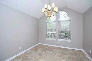 155 Avonlea Ct, The Woodlands, TX 77382 - Photo 8