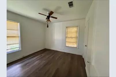612 Winding Way Street, Lake Jackson, TX 77566 - Photo 8