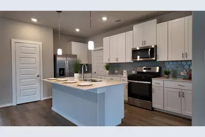 16993 Juniper Blossom Bend, Conroe, TX 77302 - Photo 4
