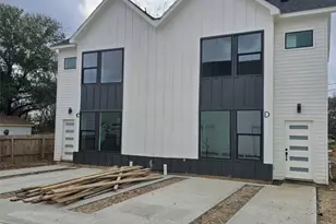 4501 Newberry St, Houston, TX 77051 - Photo 2