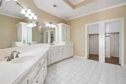 8411 Rockford Hall Drive, Spring, TX 77379 - Photo 16