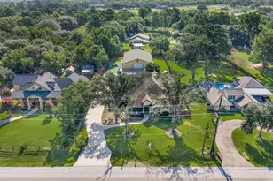 727 Baker Dr, Tomball, TX 77375 - Photo 36