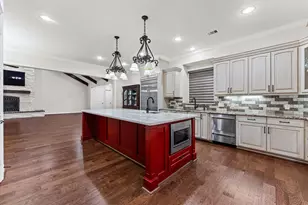 727 Baker Dr, Tomball, TX 77375 - Photo 14